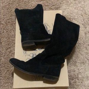 Black suede boots